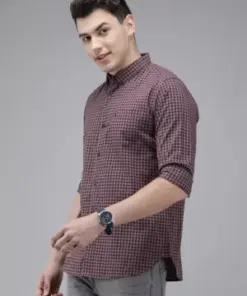 Maroon Gingham Executive Shirt — Smart-Casual with a Finance-Ready Edge
